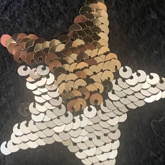 $80 Riley & Rae Women's Black Sequin Star Long-Sleeve Crewneck Sweater Medium - Picture 11 of 13